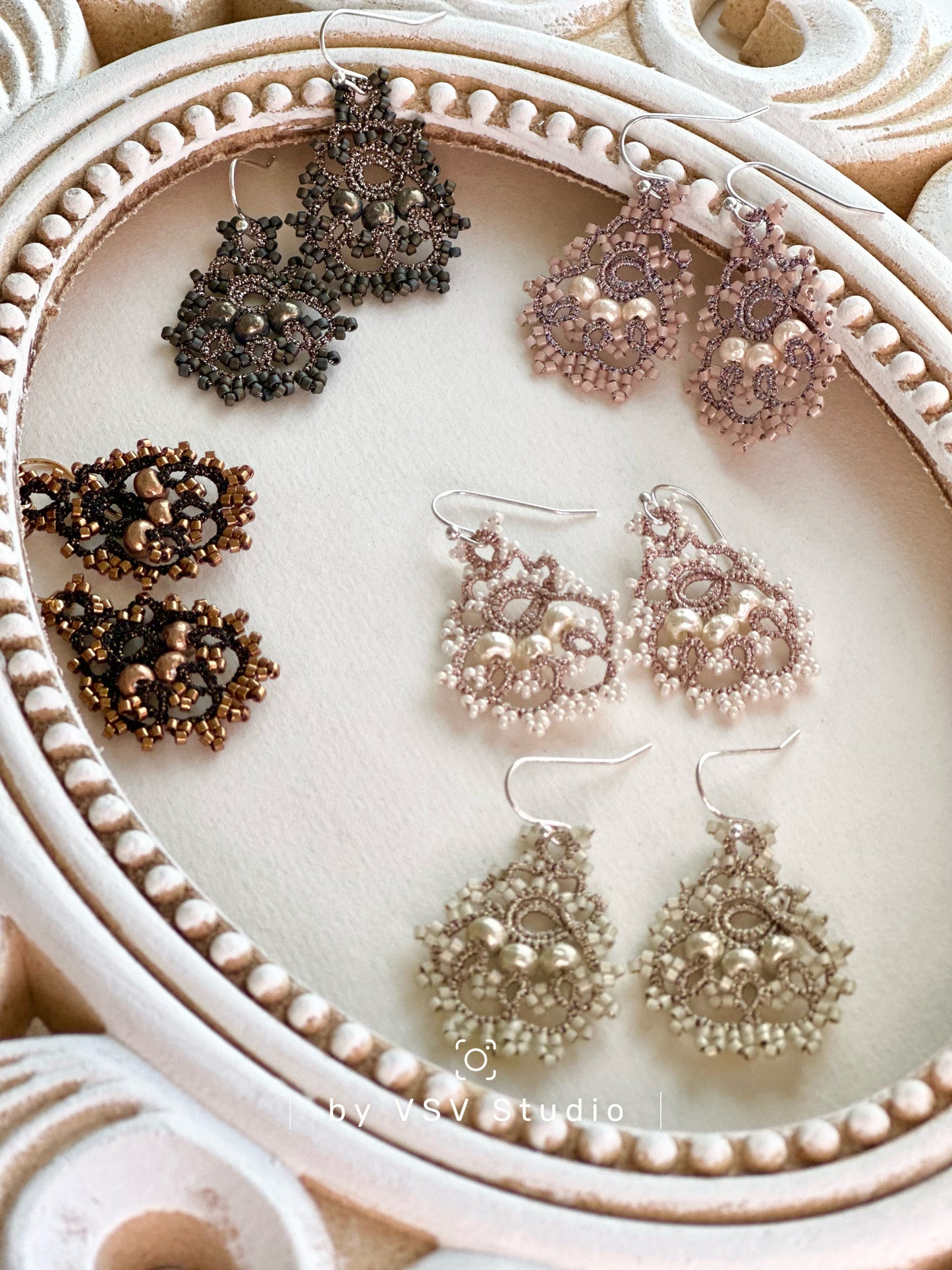 Moonlight Dance White Earrings