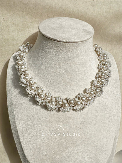 Halo Tatting Necklace