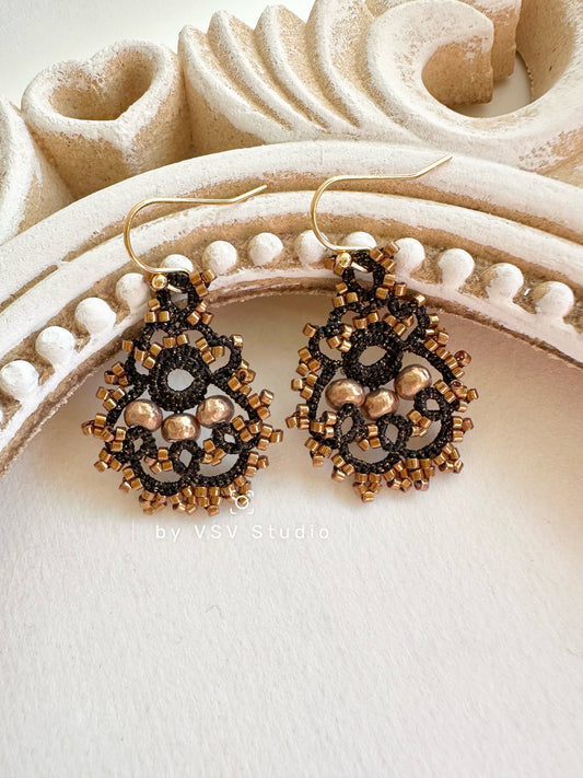 Moonlight Dance Black Tatting Earrings