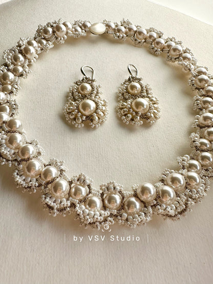 Halo Tatting Necklace