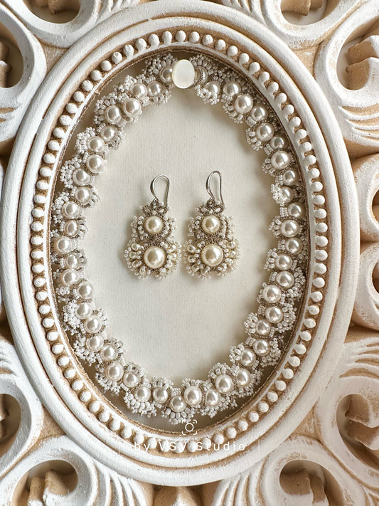Halo Tatting Necklace